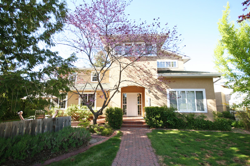 916 Johnson Street 916 Johnson Street