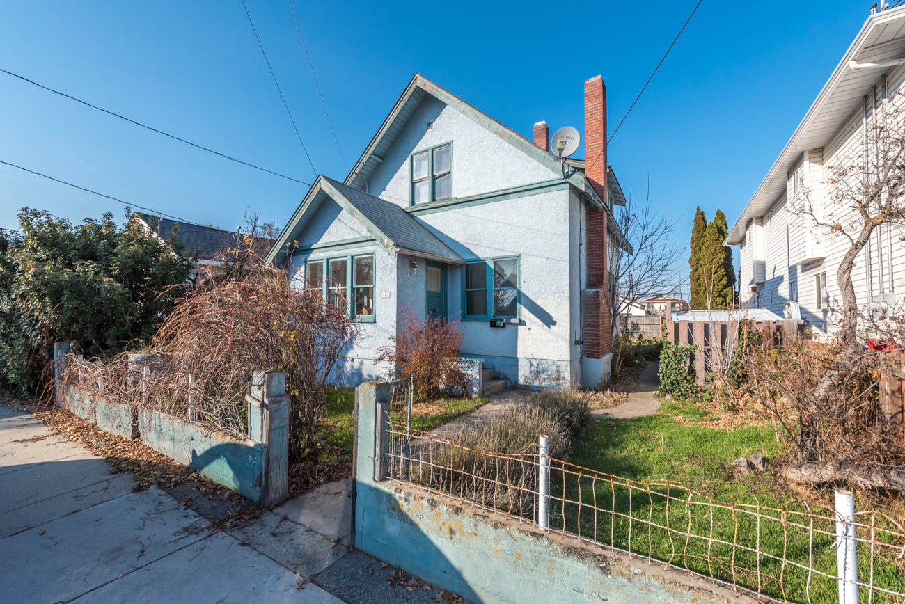 483 Heales Avenue – Penticton 483 Heales Avenue – Penticton
