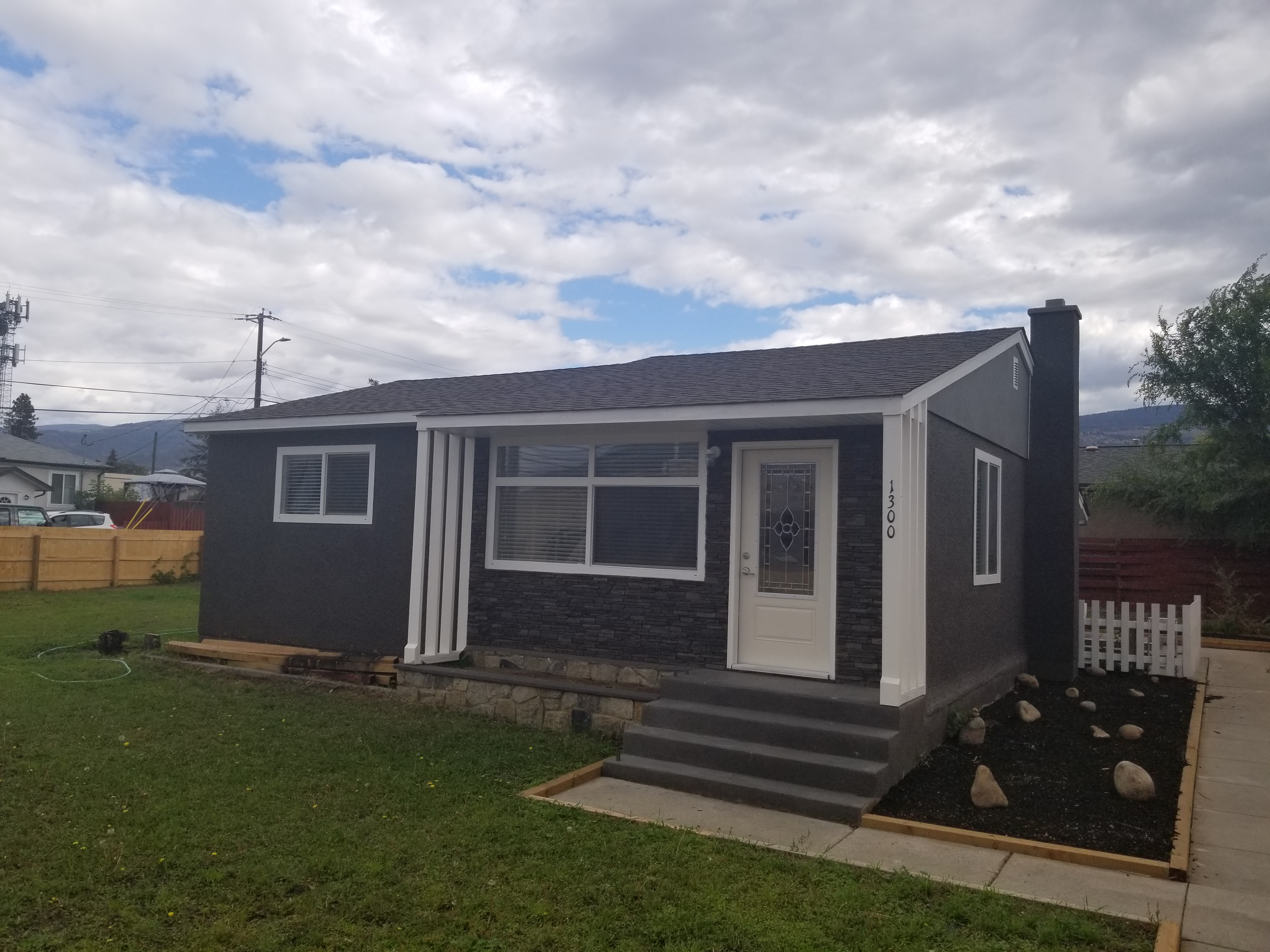 1300 Fairview Road 1300 Fairview Road