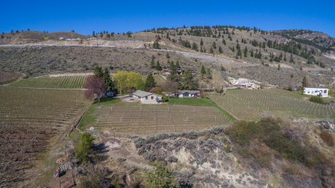 20416 McDougald Rd – Summerland