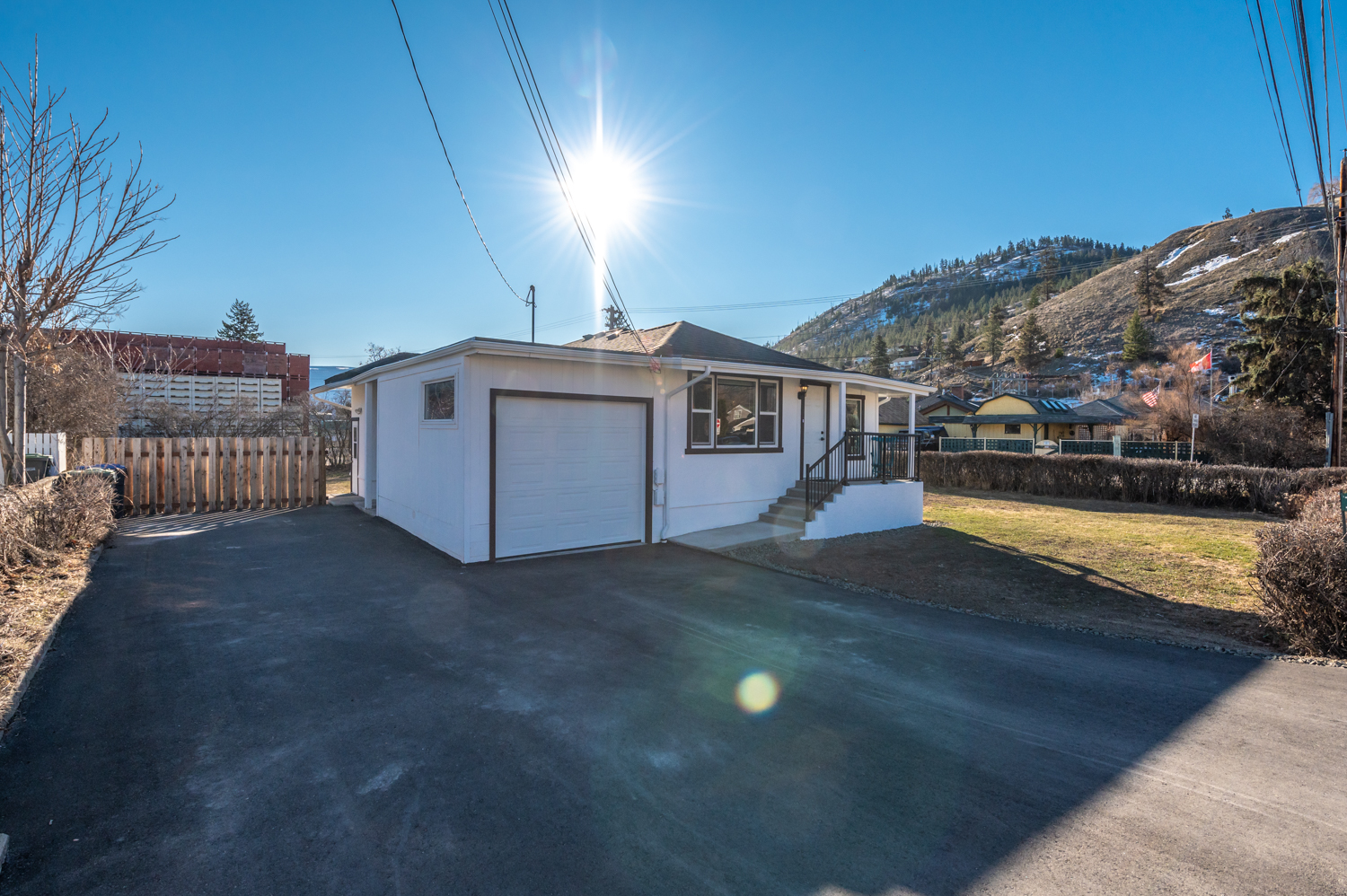 13009 Armstrong Ave – Summerland 13009 Armstrong Ave – Summerland