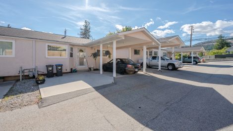 3 – 14615 Victoria Rd N, Summerland