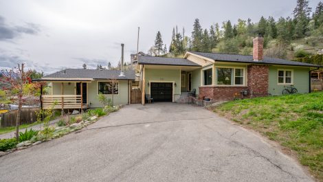 7121 Peach Orchard Rd – Summerland