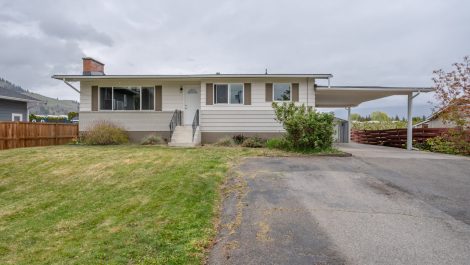 11708 Quinpool Rd – Summerland