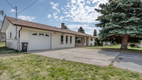 14211 Garnet Ave | $739,000 | MLS® 198944 | Summerland